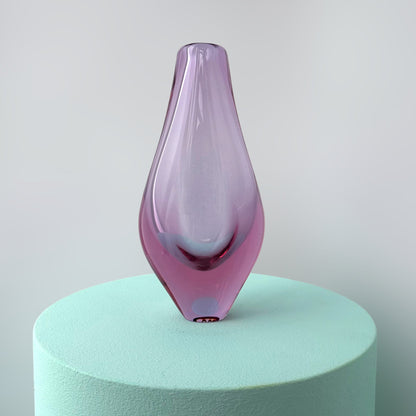 Vintage Vase Bohemia Czech Alexandrite Glass Neodymium Zelezny Brod ZBS Miroslav Klinger Železnobrodské sklárny Lilac Pink Light Blue