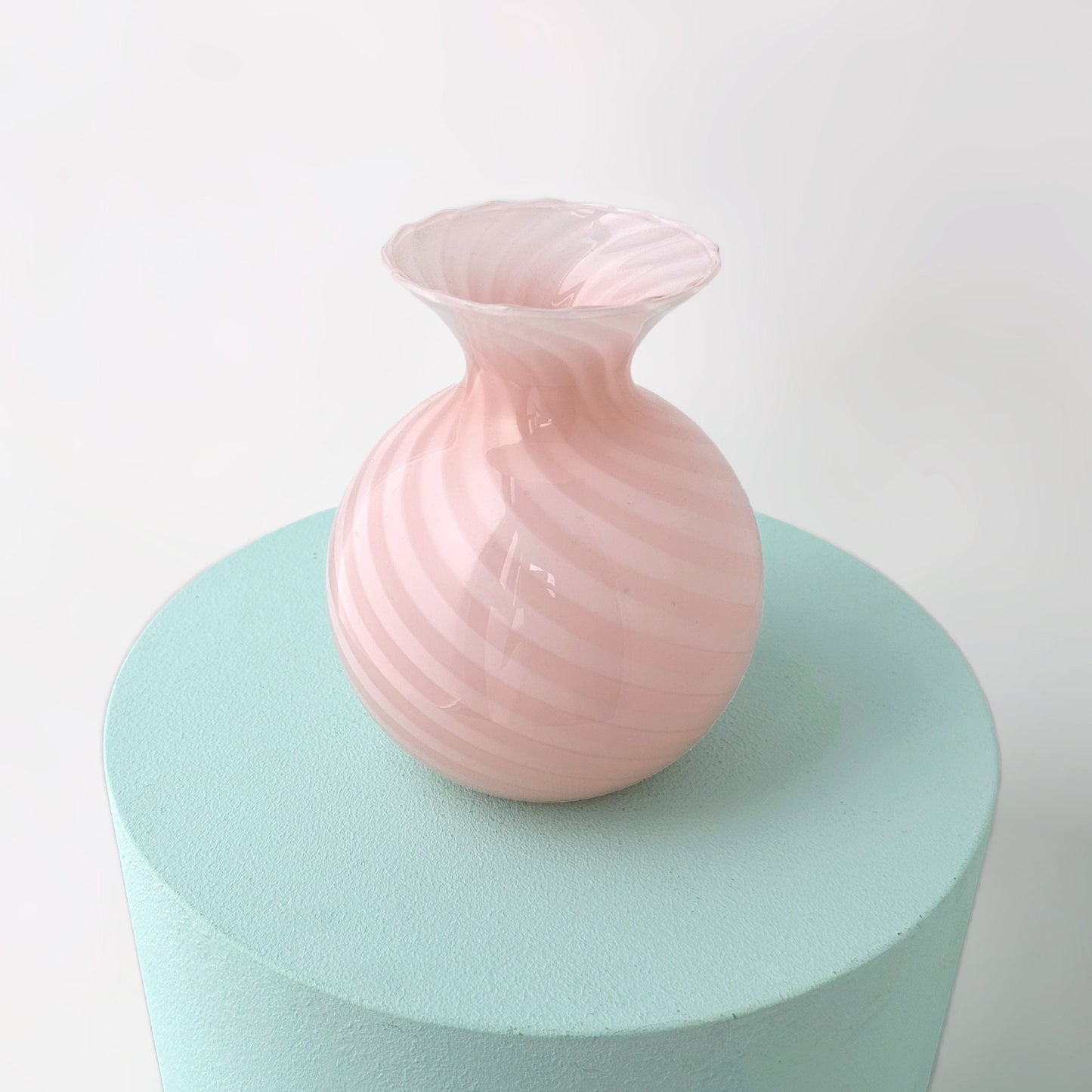 Vintage Murano Swirl Vase Pink Glass Venice 1950 50s Mid Century White Pink Vetro Barovier Toso Tonelli Lattimo Filigrana