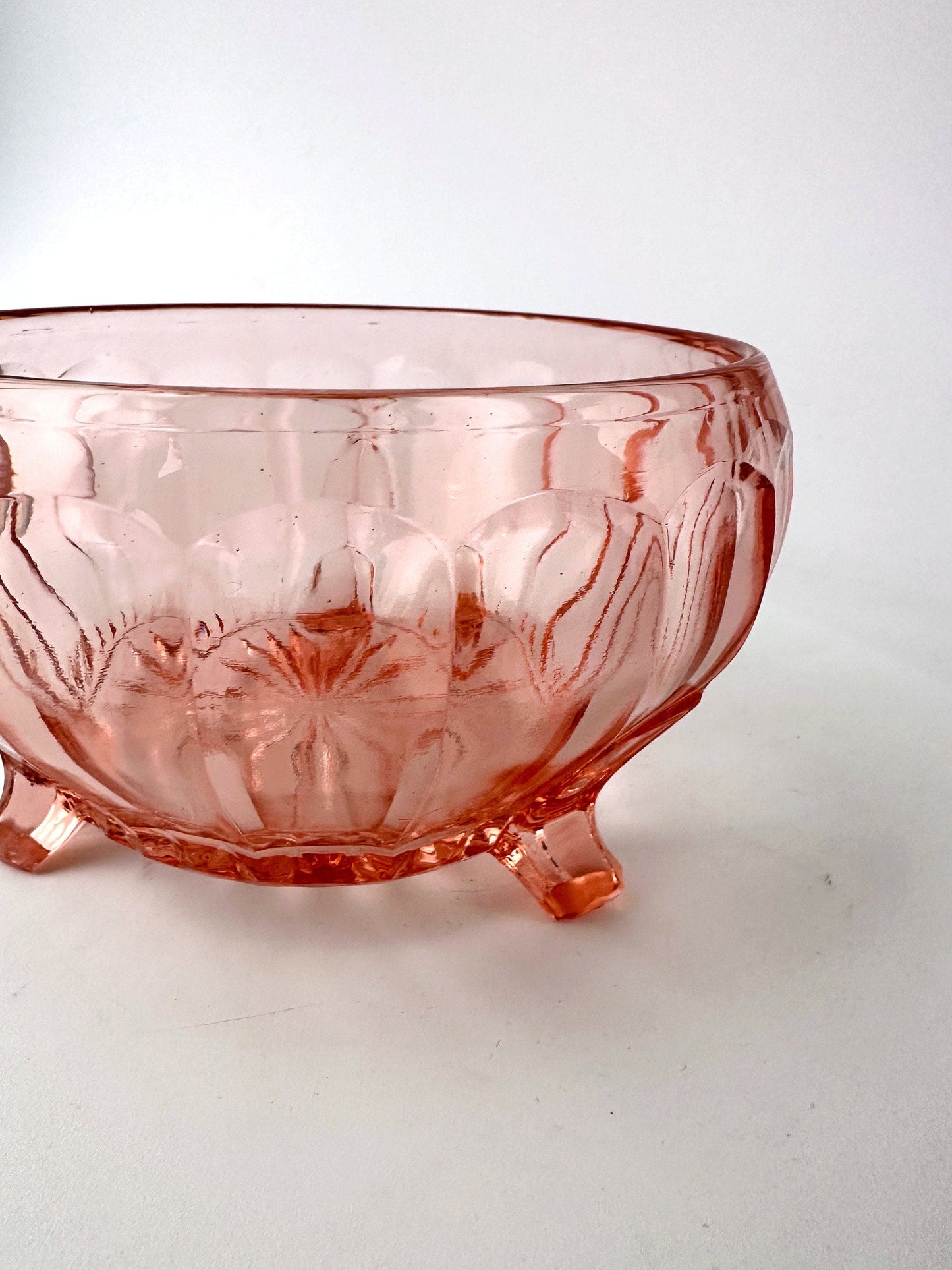 Vintage Art Deco Bonboniere Footed Bowl Pink Rosalin Glass Pressed Glass Floral Flowers 30s Art Deco Facets