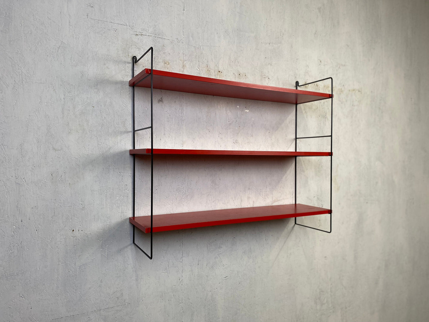 Modular wall shelf in String Design Vintage