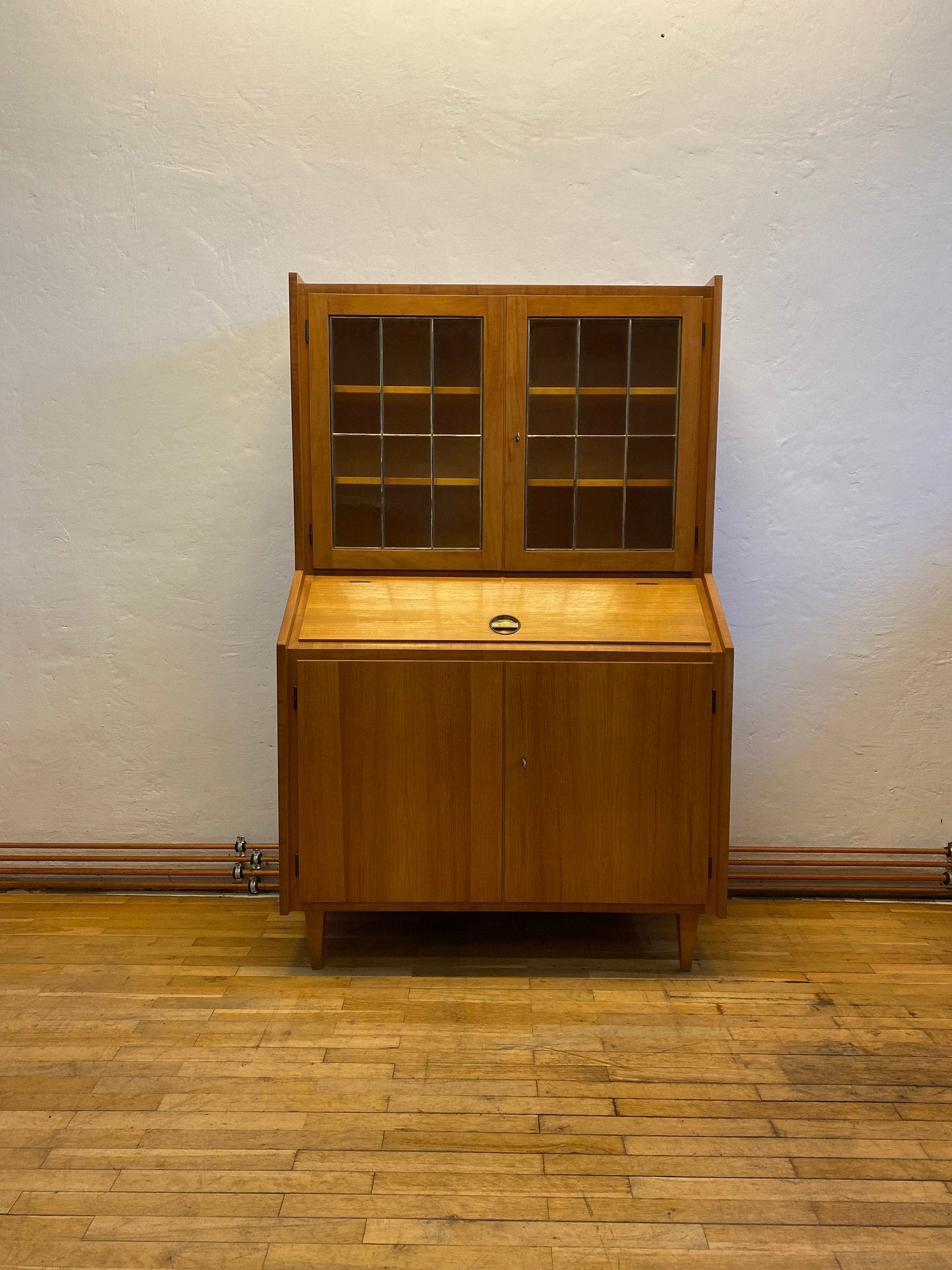 Beautiful Mid Century Buffet in Cherry Vintage