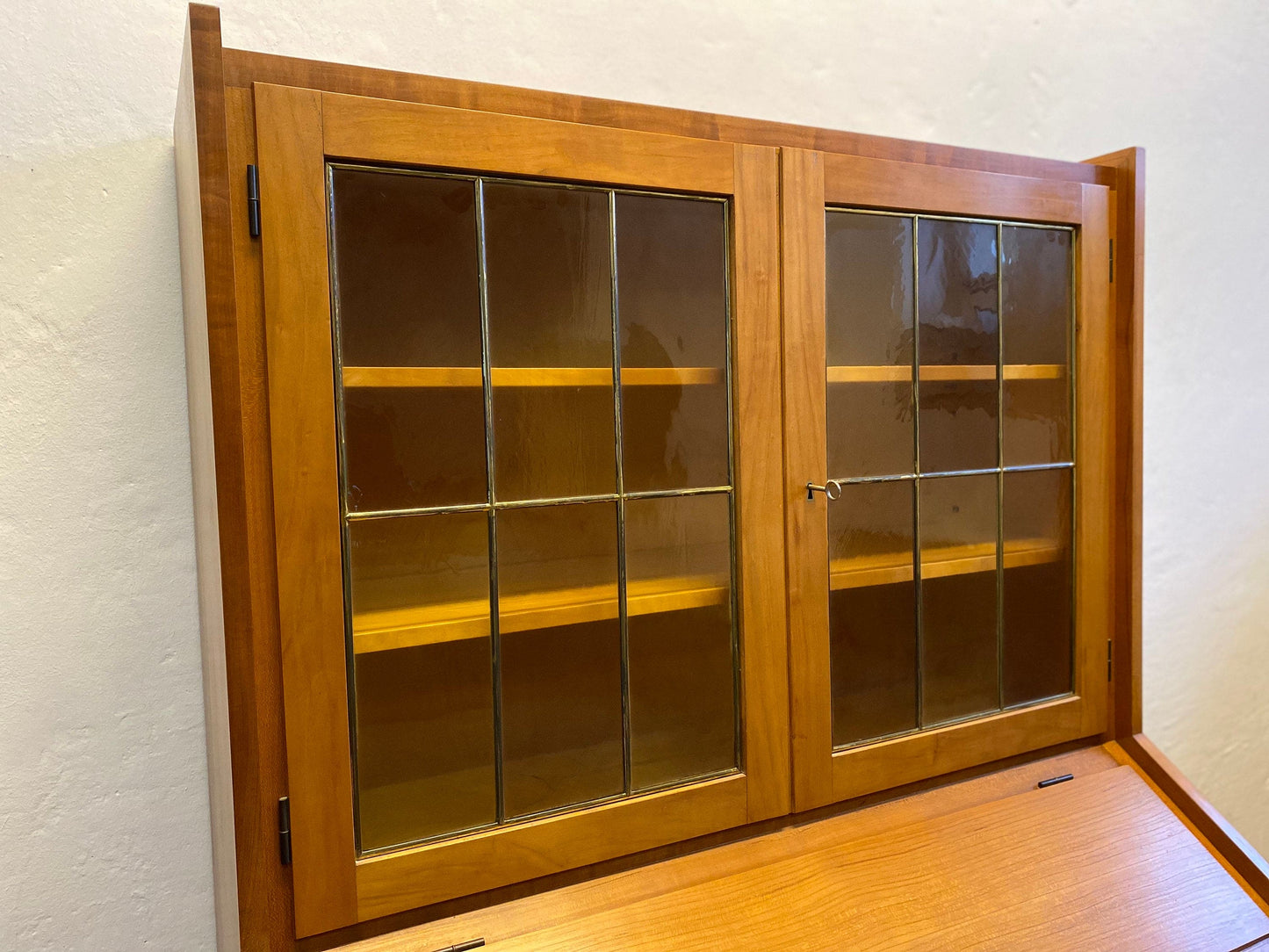 Beautiful Mid Century Buffet in Cherry Vintage