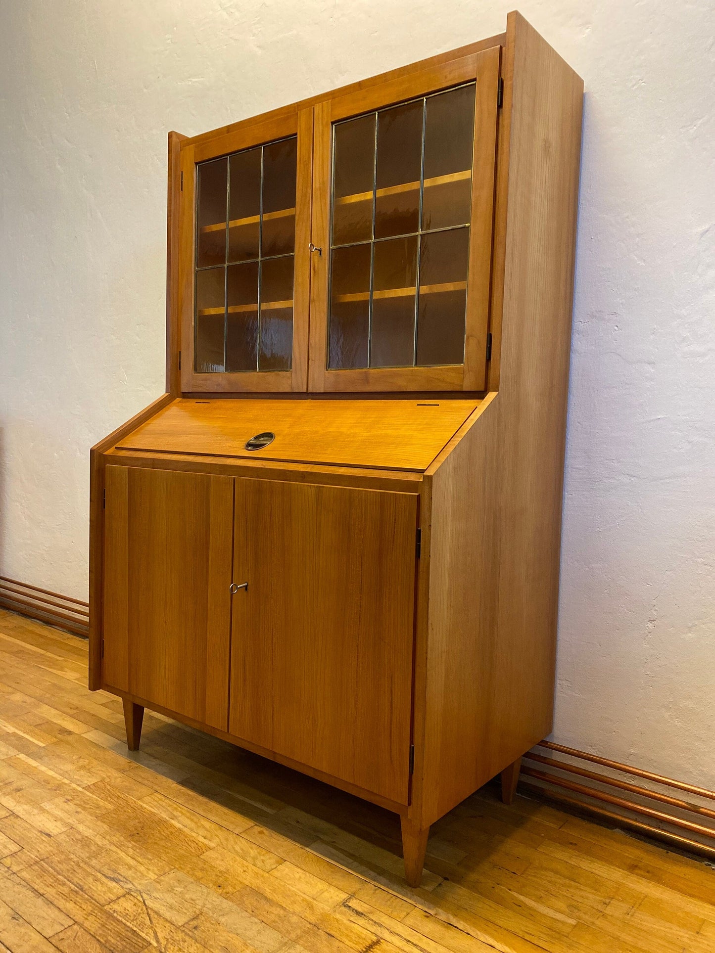 Beautiful Mid Century Buffet in Cherry Vintage