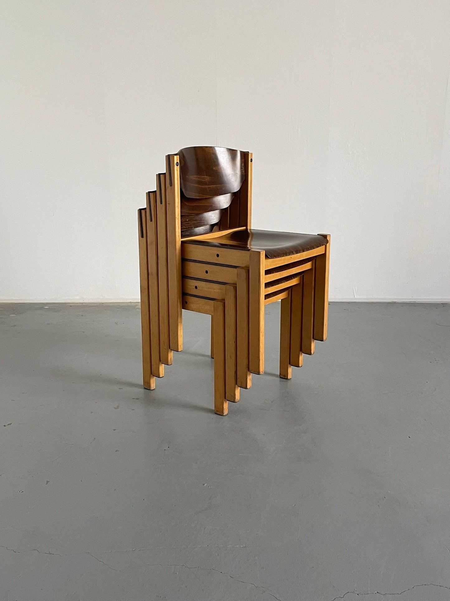 Chaises de salle à manger empilables ou chaises visiteurs dans le style de Roland Rainer, hêtre et contreplaqué teinté, vintage Allemagne des années 1970