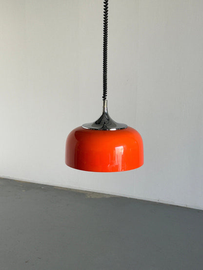 Mid-Century Modern Orange Pendelleuchte entworfen von Harvey Guzzini für Meblo, 1970er Jahre Space Age, Jugoslawien / Atomic Age UFO Hängelampe