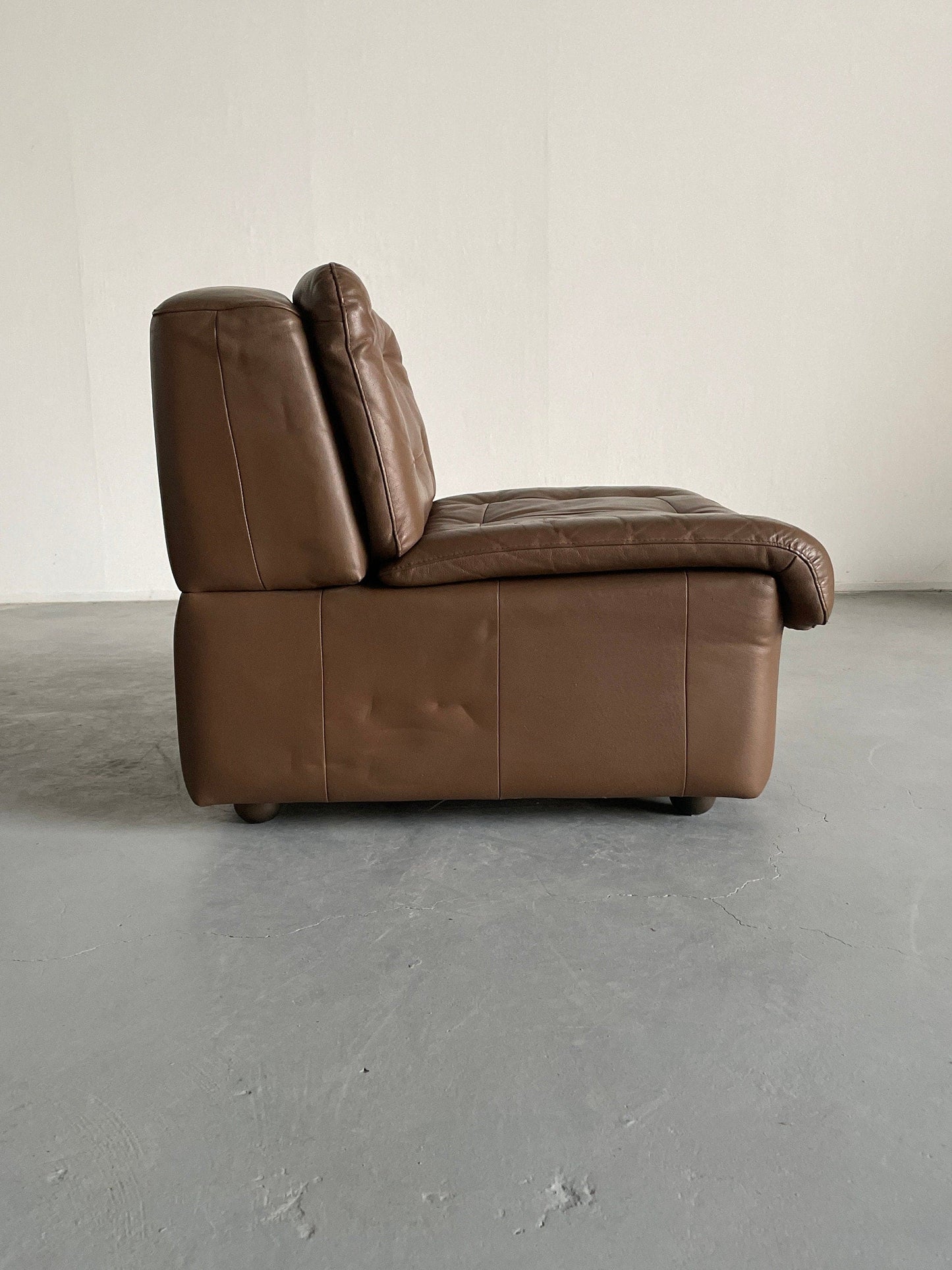 Set of 2 Italian Mid-Century Leather Armchairs or Club Chairs in the Style of De Sede DS-11, 1970s Italy / Loveseat Modular Sofa Vintage