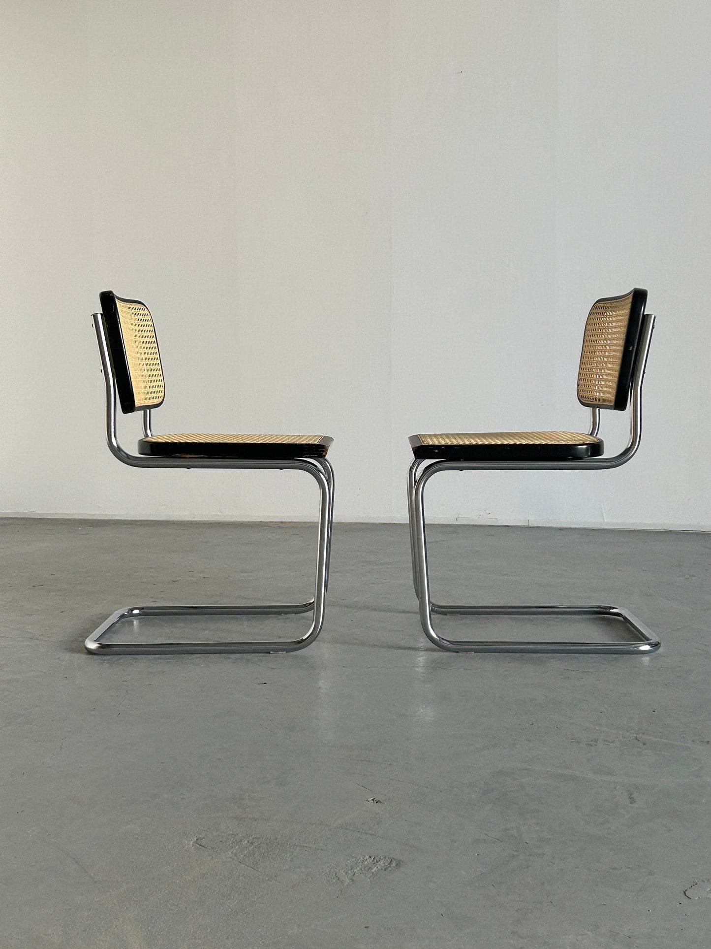 Set of 2 Cesca Mid Century Italian Cantilever Chair / Marcel Breuer B32 Italian Chair / Bauhaus Design / Thonet Mundus Vintage