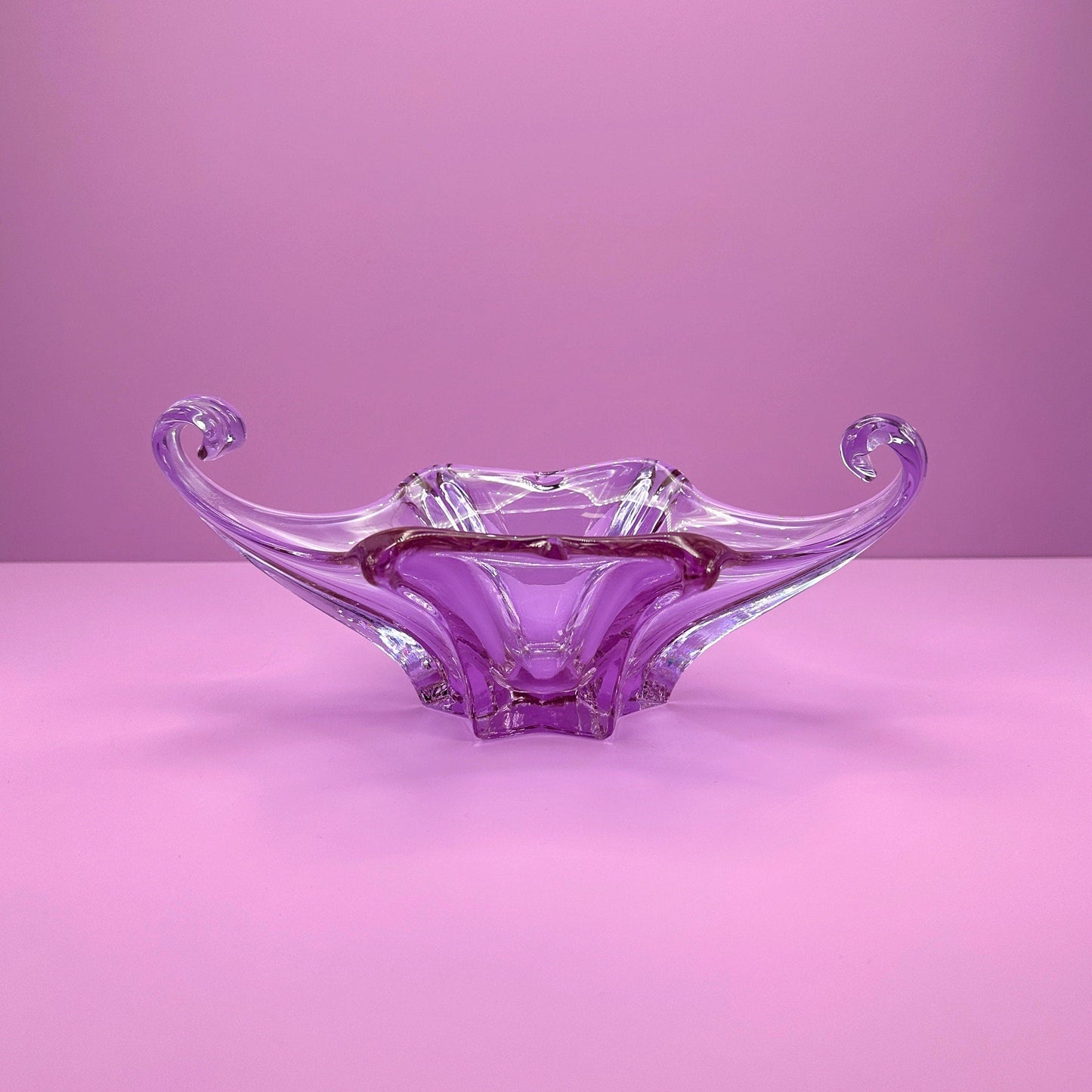 Vintage bowl Murano Venezia Alexandrite glass neodymium Zelezny Brod ZBS Miroslav Klinger Železnobrodské sklárny lilac pink swirl