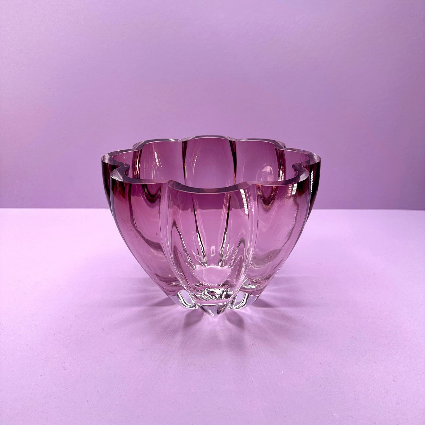 bol en verre cristal vintage Bol Seguso Technique Canneberge Rouge Magenta 1980 Années 80 Fleurs Floral Blossom Forme Violet