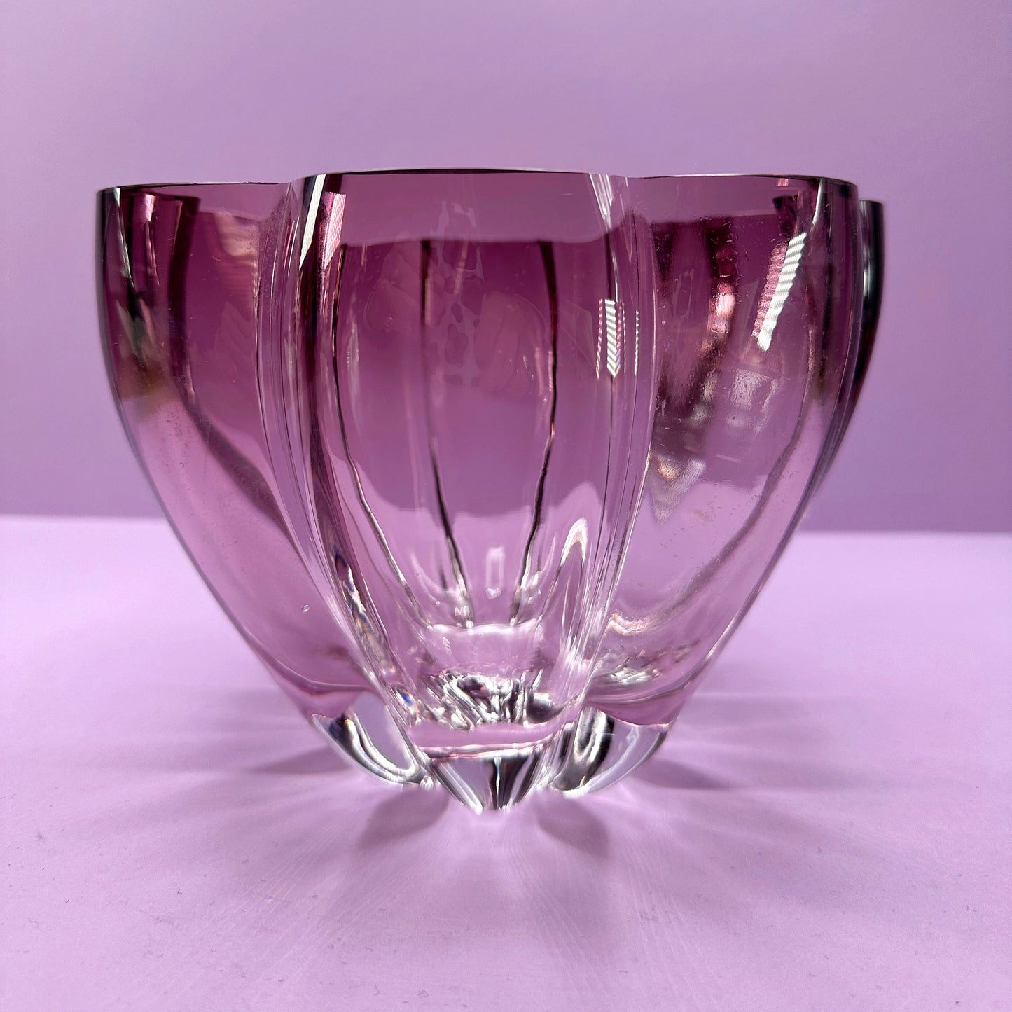 bol en verre cristal vintage Bol Seguso Technique Canneberge Rouge Magenta 1980 Années 80 Fleurs Floral Blossom Forme Violet