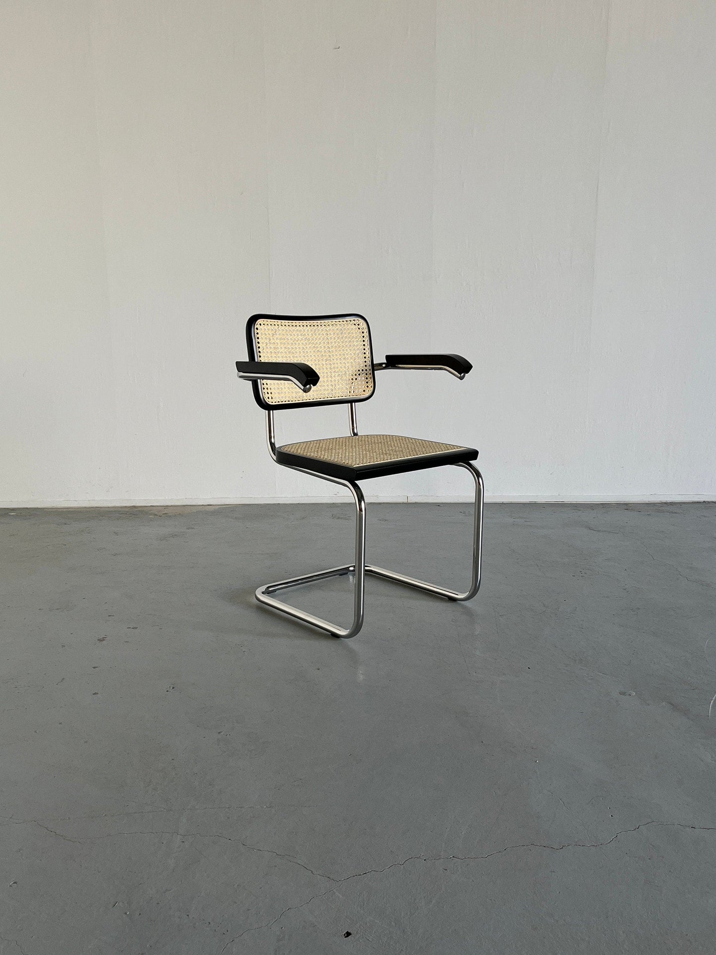 1 of 8 Cesca Mid Century Cantilever Chair / Marcel Breuer B64 Design Chairs / Bauhaus Design / Early 2000s, Italy Vintage