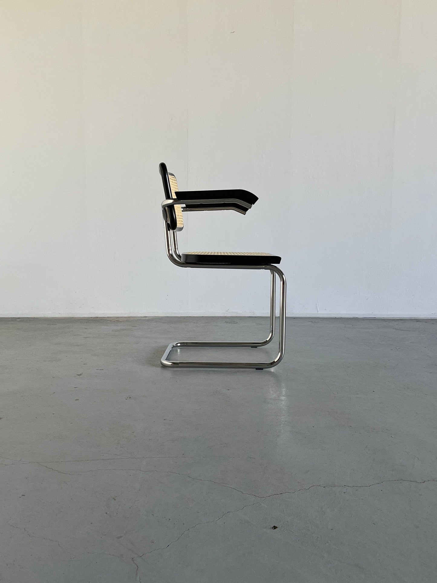 1 of 8 Cesca Mid Century Cantilever Chair / Marcel Breuer B64 Design Chairs / Bauhaus Design / Early 2000s, Italy Vintage