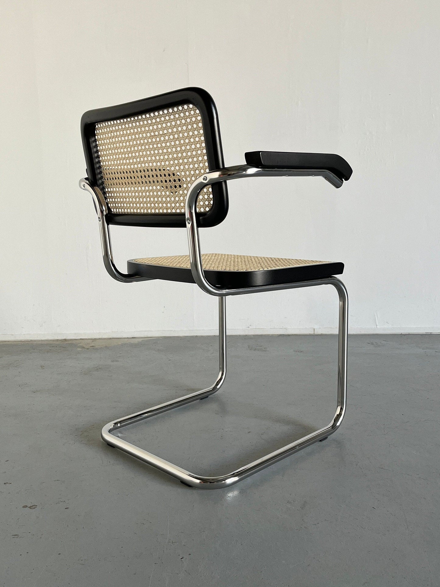 1 of 8 Cesca Mid Century Cantilever Chair / Marcel Breuer B64 Design Chairs / Bauhaus Design / Early 2000s, Italy Vintage