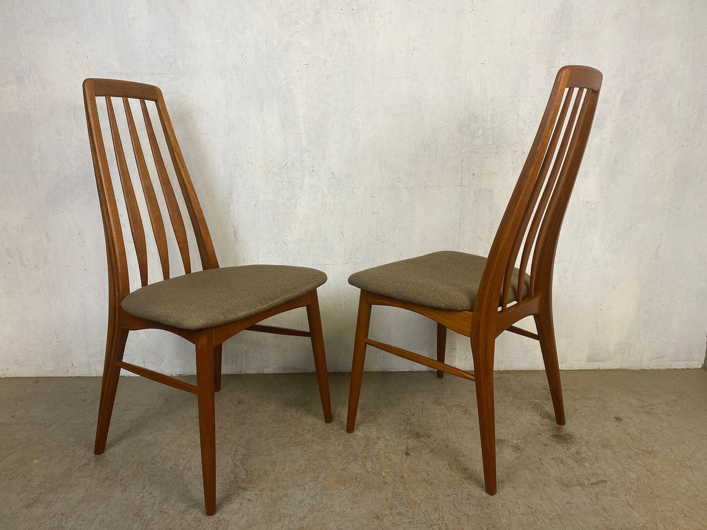 Ensemble de chaises modernes danoises Niels Koefoed modèle Eva Vintage