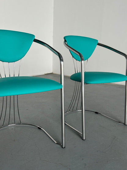 1 sur 2 chaises de salle à manger Bauhaus Design en acier tubulaire et simili cuir vert menthe par Effezeta, années 1990 Italie vintage