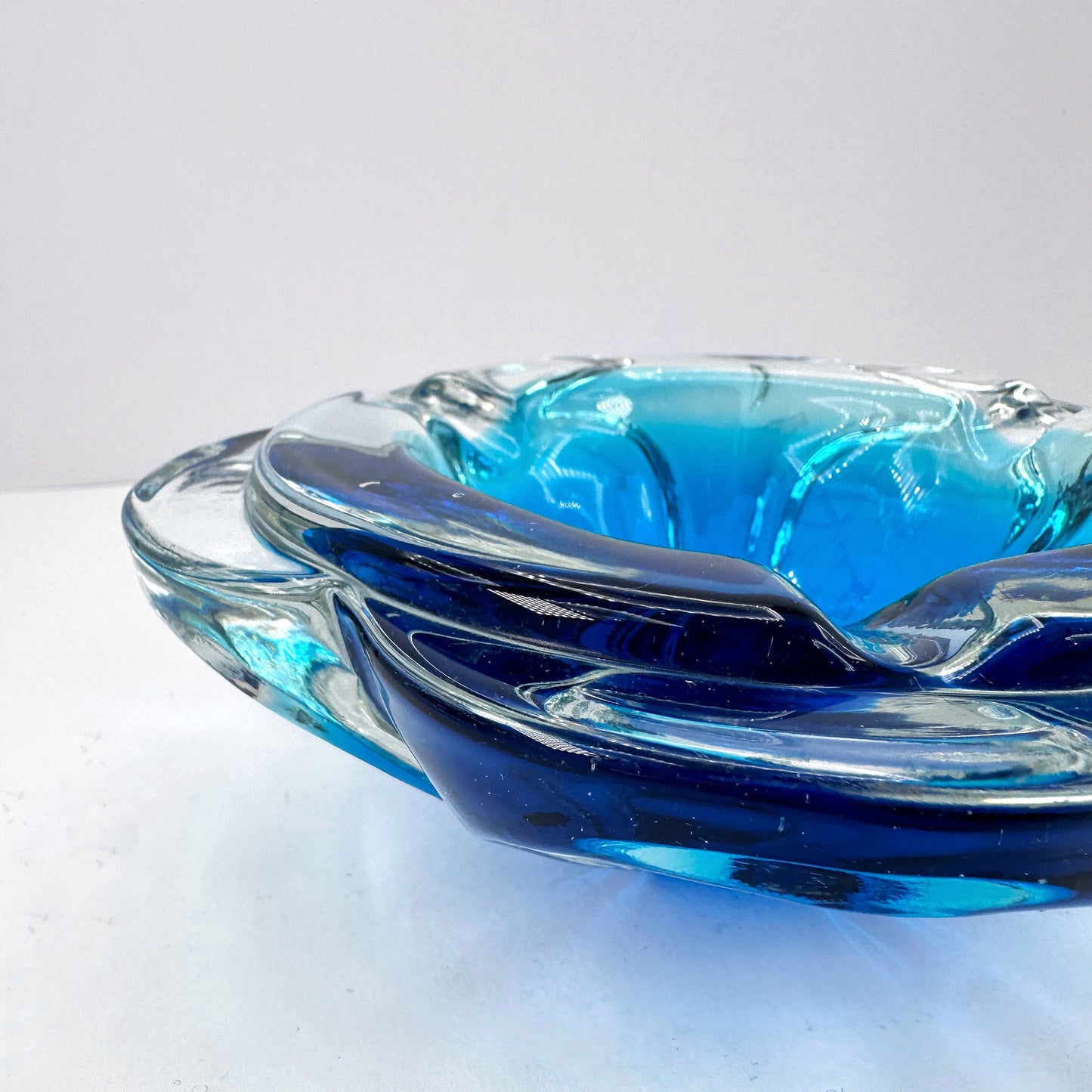 Vintage Bohemian Ashtray Bowl CZ Glass Blue Flower 60s 70s Seguso Cobalt Ultramarine Blue 70s 1970