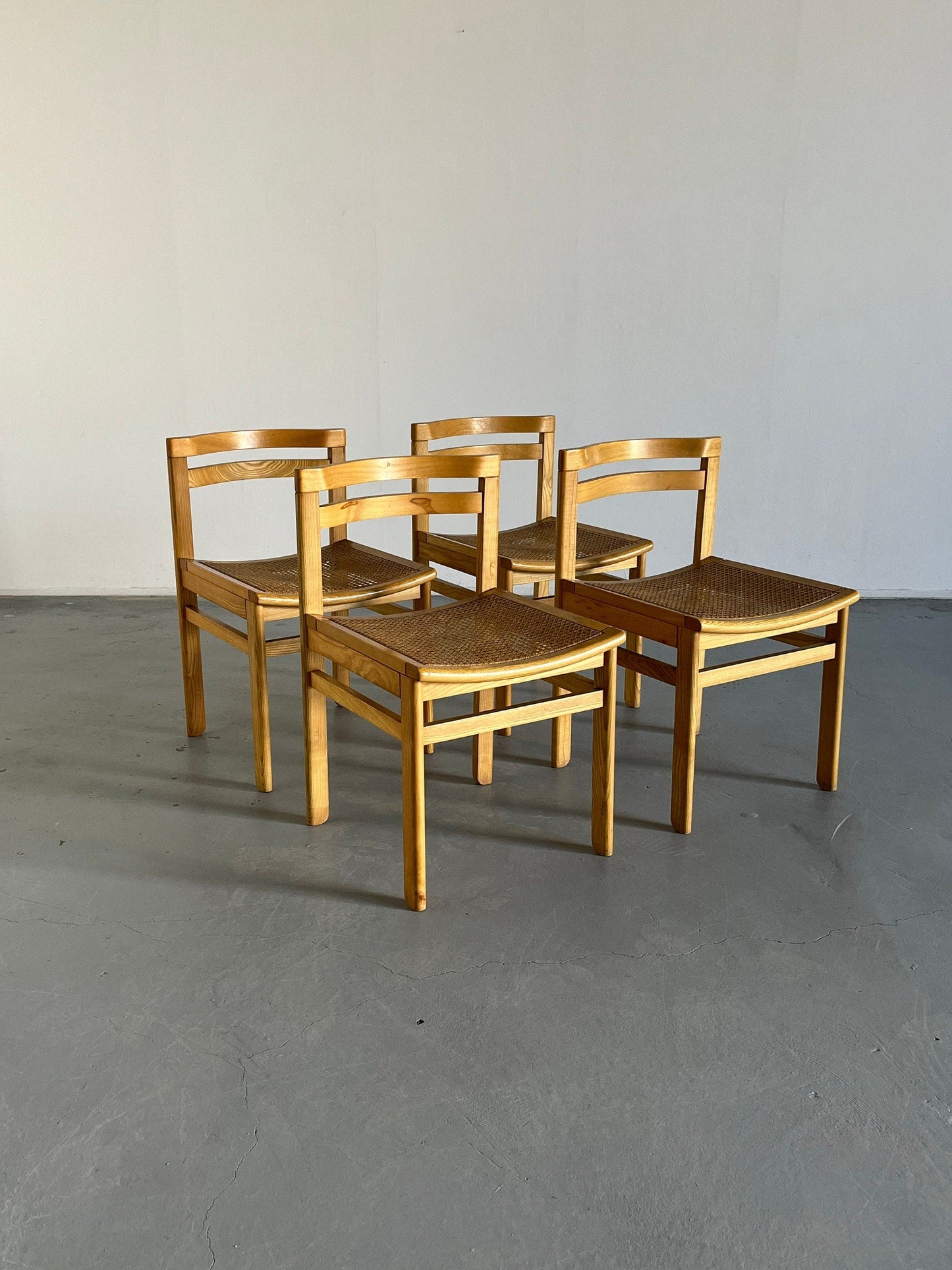 Set of 4 Mid-Century Modern Constructivist Wooden Dining Chairs in Beech and Cane, 1960s Vintage