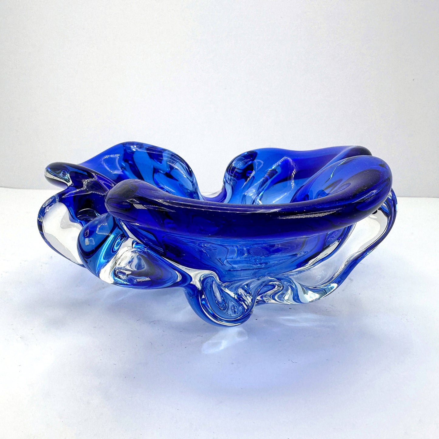 Vintage Bohemian Ashtray Bowl CZ Glass Blue Flower 60s 70s Seguso Cobalt Ultramarine Blue 70s 1970