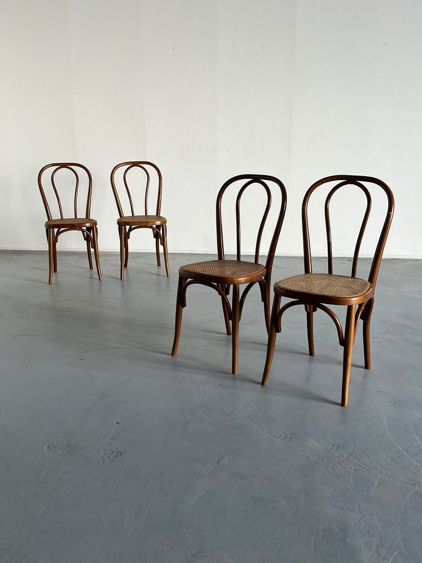 Set of 4 Vintage Thonet Bentwood Style Chairs No. 14 / Vintage Thonet Bistro Chairs / Vintage Cafe Dining Chairs, 1950s