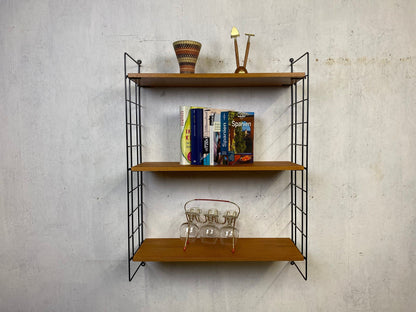 Beautiful shelving system in String Design Vintage