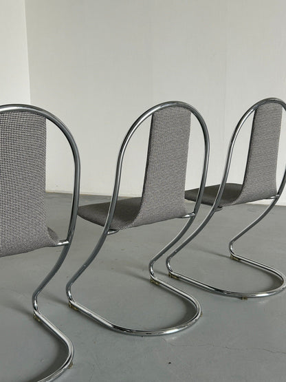 1 of 3 Italian Space Age chromed tubular steel cantilever chairs in the style of Willy Rizzo for Cidue, 1980s Italy Vintage