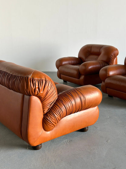 Italienische Ruched Cognac Leder Mid-Century Modern Seating Set, 1970er / Set von 3 Vintage