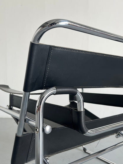 1 sur 2 fauteuils 'Wassily' de Marcel Breuer, chaise emblématique du design Bauhaus modèle B3 chaise moderniste, réplique vintage des années 1970