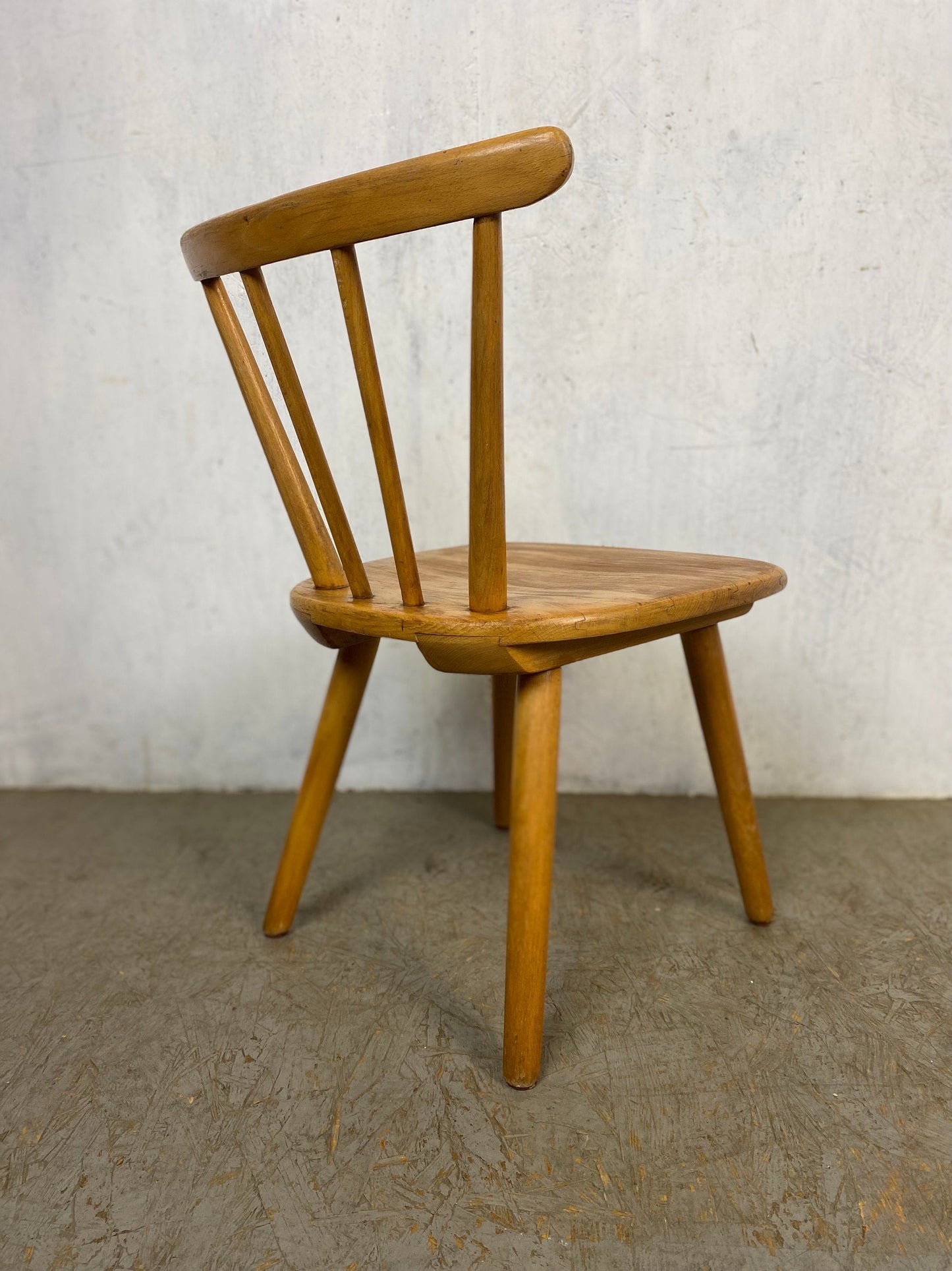 Chaise pour enfants en bois de hêtre massif vintage