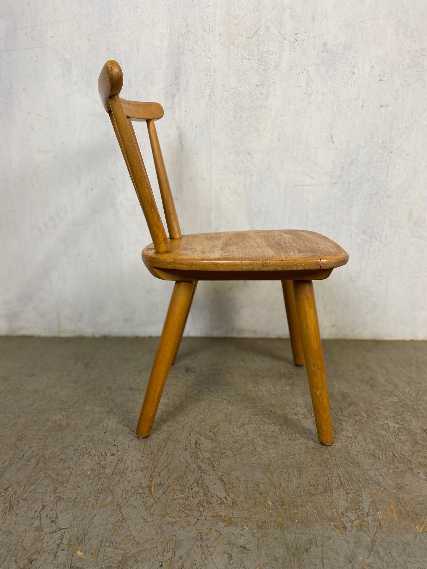 Chaise pour enfants en bois de hêtre massif vintage