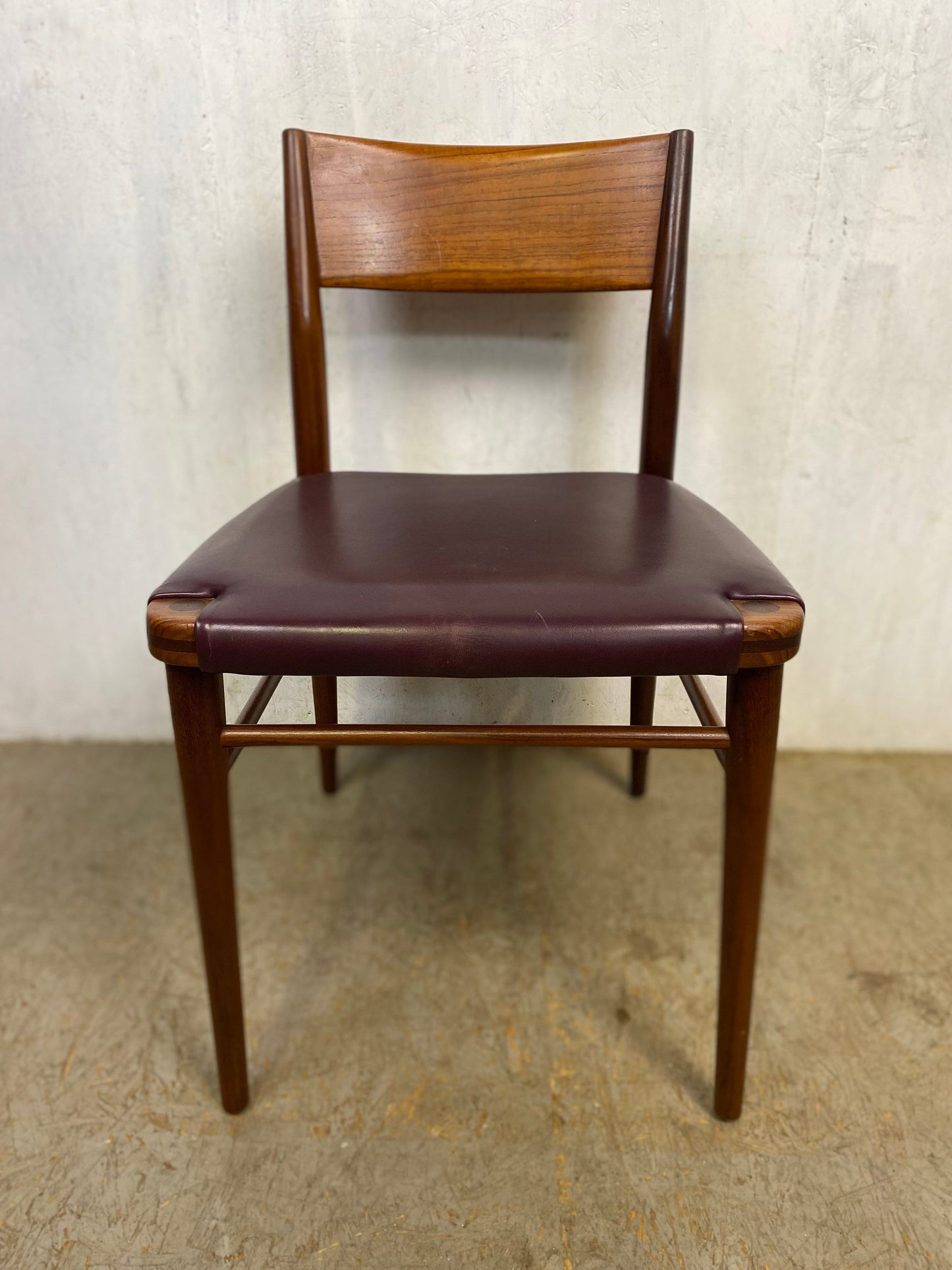 1 of 8 Teak Chairs Design Georg Leowald Vintage