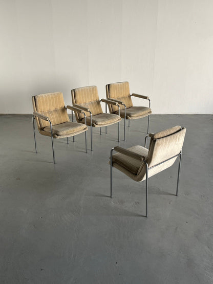 1 sur 4 Fauteuil moderne du milieu du siècle en acier tubulaire chromé et rembourrage rayé, Allemagne des années 1970