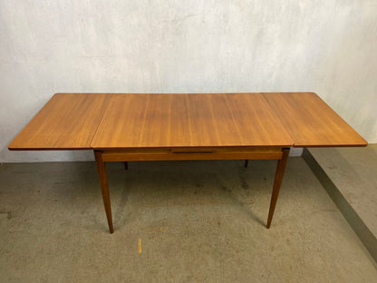 Extendable teak dining table in minimalist design Vintage