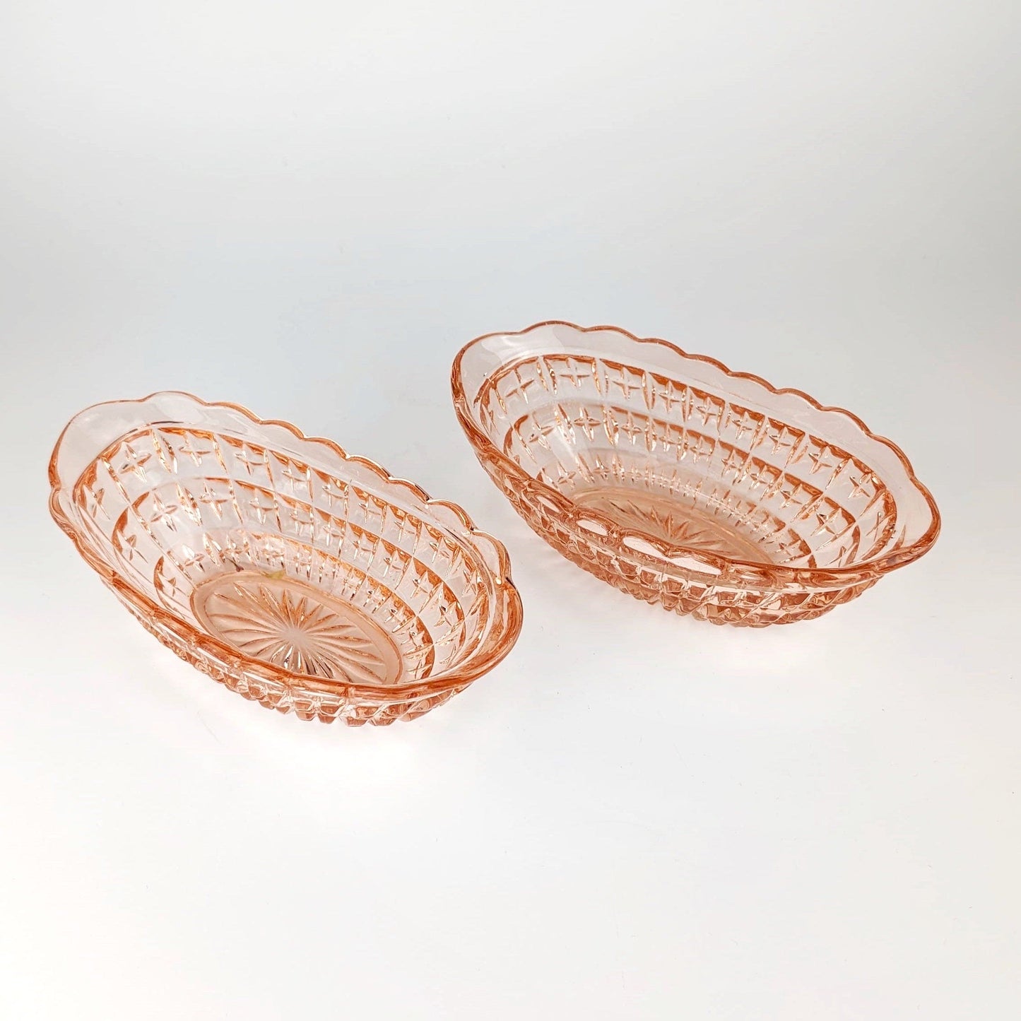 2 Art Deco Bowls Pink Rosalin Glass Pressed Glass Floral Flowers 30s Art Deco Facets Offer Snack