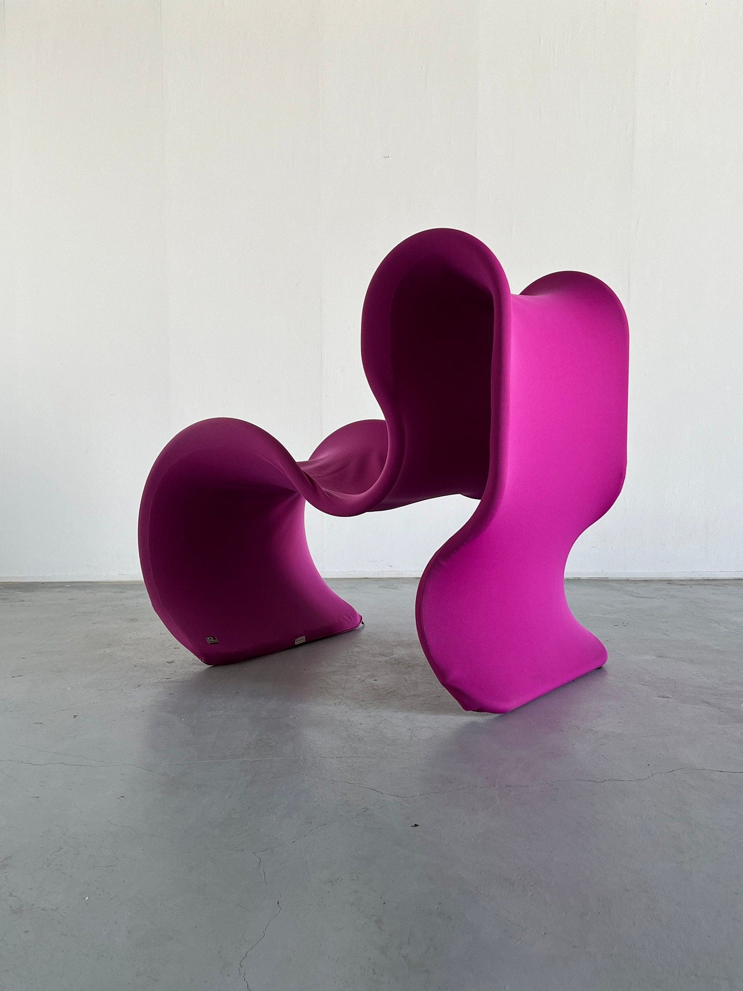 Large Fiocco armchair by Gianni Pareschi for Busnelli in pink, 1970s vintage