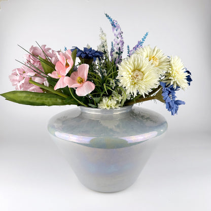 Vase en céramique vintage Gris irisé années 80 Art Déco Neo Reval Shell Blanc Iridescent Pearl Shine Flower Vase 80s 80s 1980 Nacre