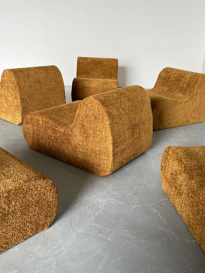 Canapé modulaire ou groupe de sièges italien moderne du milieu du siècle en boucle ocre, Italie vintage des années 1970