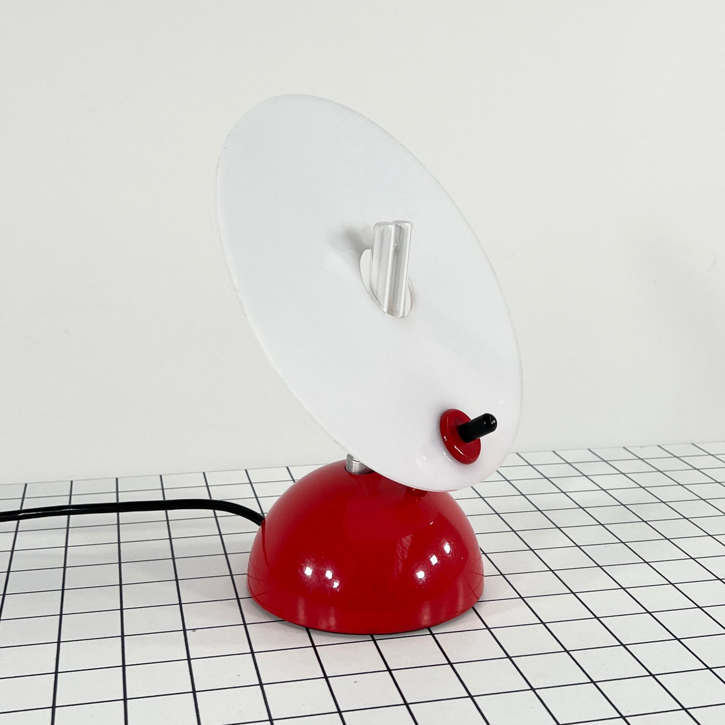 Red neon table lamp by R. Barbieri and G. Marianelli for Tronconi, 1980s vintage