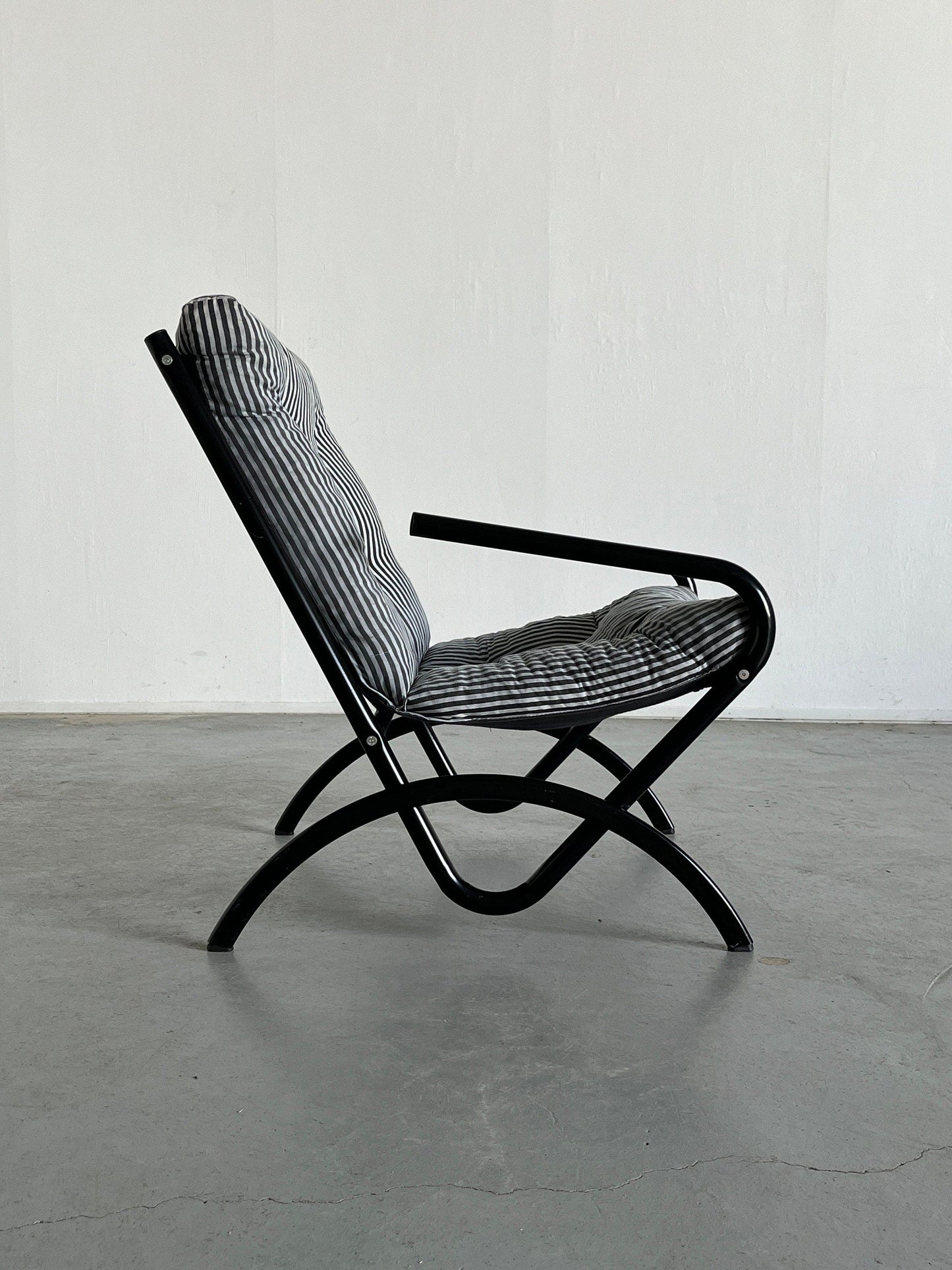 Ikea Style Postmodern Memphis Armchair, Minimalist Black und White Striped Fabric, 1980s Vintage