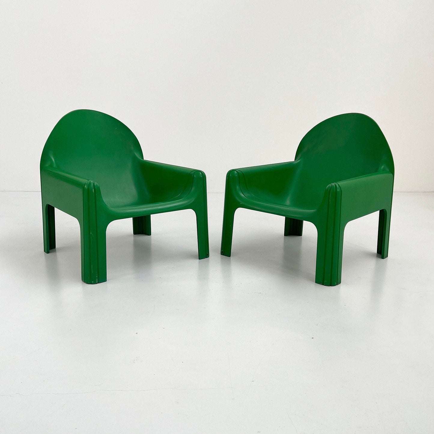 Set von 2 Green Model 4794 Lounge Chairs von Gae Aulenti für Kartell, 1970er Vintage