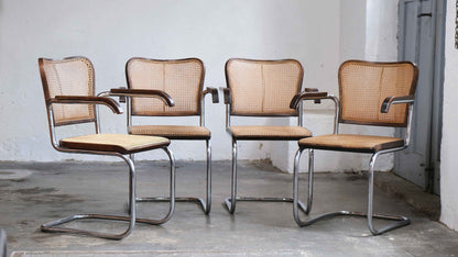 Suite de 4 chaises cantilever Bauhaus K 17 par Slezák comme Thonet S 64 Variation Vintage