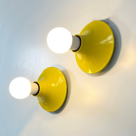 Set of 2 yellow Teti wall lights by Vico Magistretti for Artemide, 1970s vintage