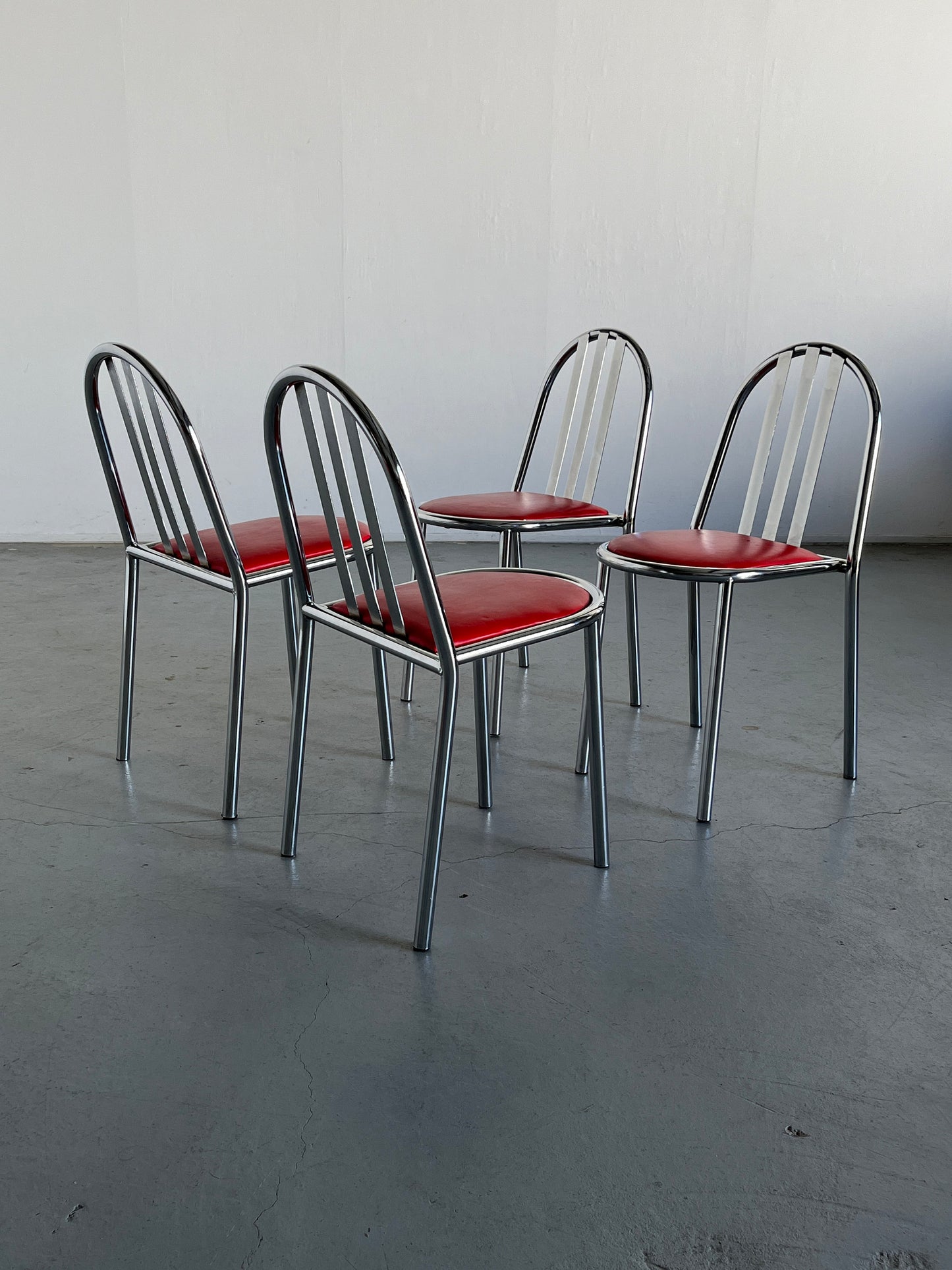 Set of 4 Robert Mallet-Stevens Model No. 222 stacking chairs for Pallucco Italia, Chrome Edition, iconic functionalist design, 1928 Vintage