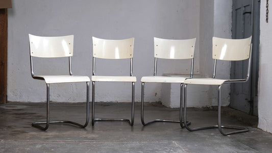 Set aus vier Bauhaus Freischwinger Stühlen nach Mart Stam, S 43 weiß lackiert Vintage