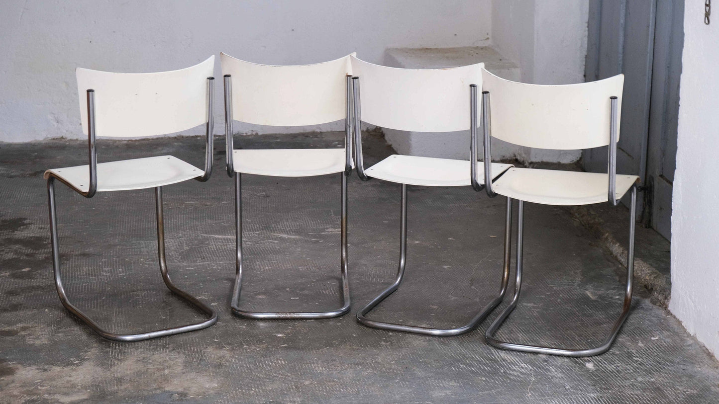 Ensemble de quatre chaises cantilever Bauhaus par Mart Stam, S 43 peintes en blanc vintage