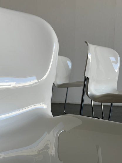 1 of 8 white SM 400 Swing chairs by Gerd Lange for Drabert, 1979 / Retro plastic dining chairs vintage