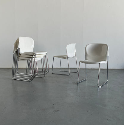 1 des 8 balançoires SM 400 blanches de Gerd Lange pour Drabert, 1979 / chaises de salle à manger rétro en plastique vintage