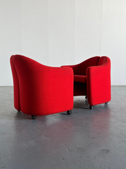 1 des 8 fauteuils « PS142 » d'Eugenio Gerli pour Tecno, tissu rouge, design moderne du milieu du siècle, Italie vintage des années 1960