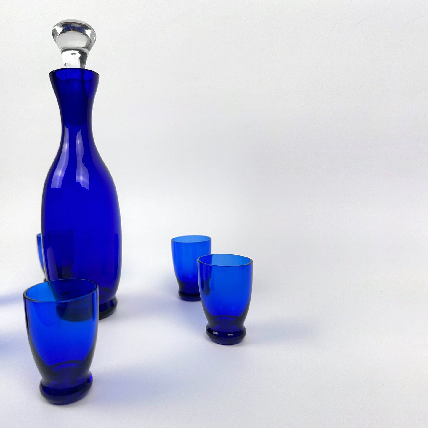 Kobalt Blauer Dekanter + 6 Schnaps Gläser Böhmisch Ultramarin Blau CZ Bohemia Karaffe Flasche Stöpsel Vintage