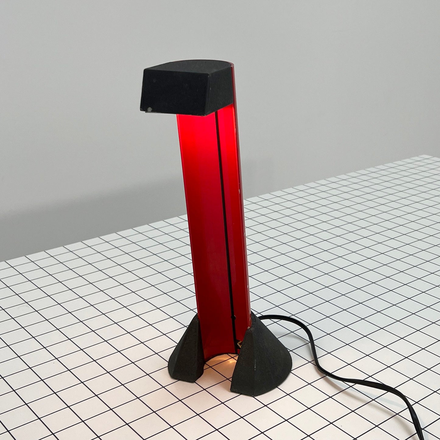 Black and red metal table lamp by Effetto Luce, 1980s vintage