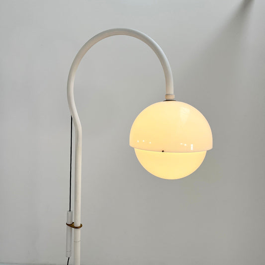 White floor lamp model 4055 by Luigi Bandini Buti for Kartell, 1960s vintage